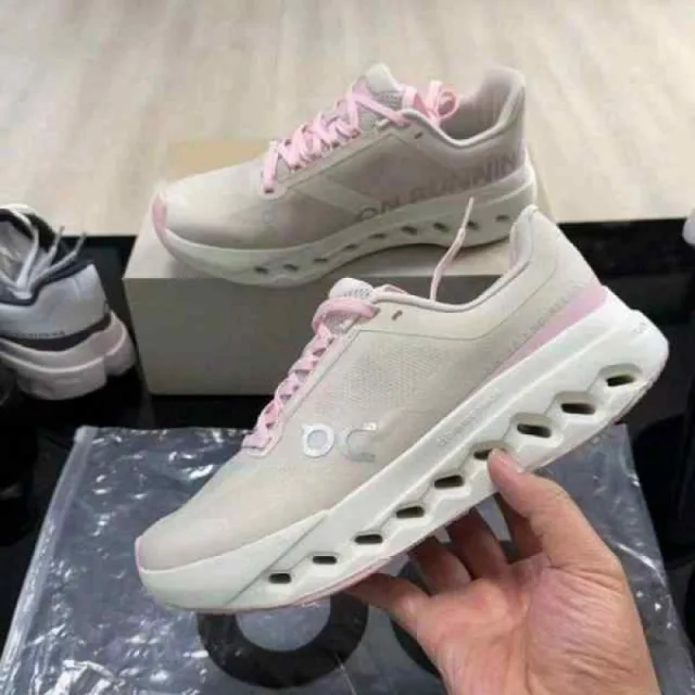 on cloudsurfer next Dew
