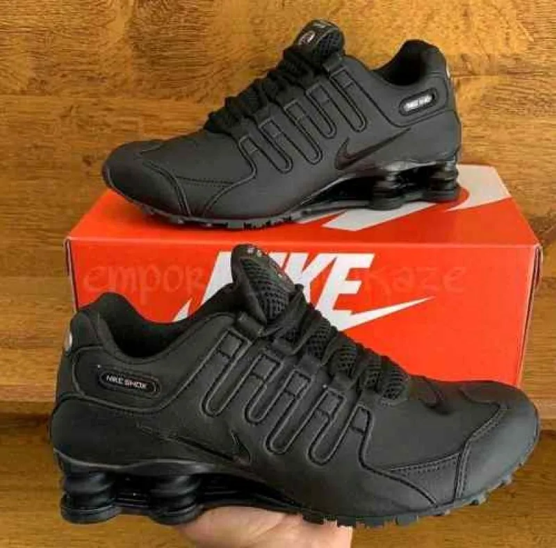 Nikkee Shox NZ Avenive Triple Black 889