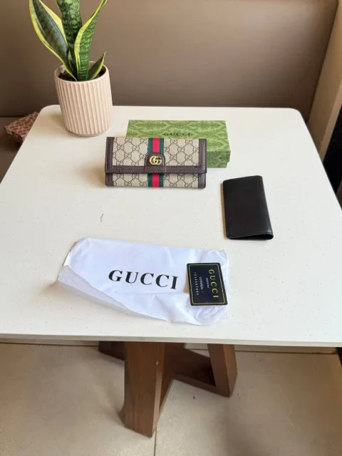 Guccci LONG LEATHER LADIES WALLET WITH OGBOX EXTRA FLAP DUSTBAG TAGS EA232