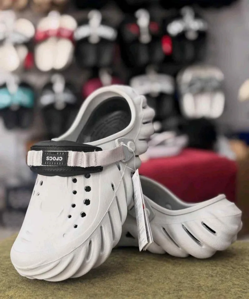 Croccss Echo Clogs (Atmosphere Grey Black)