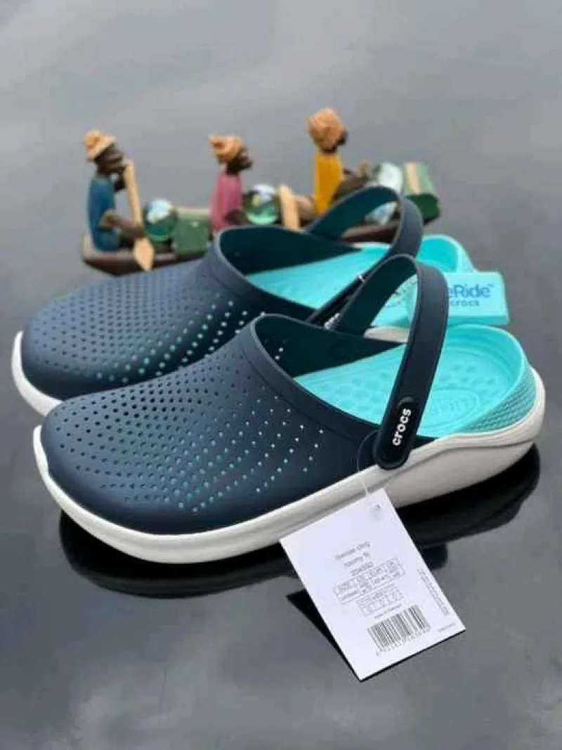 Croccss Literide Clogs