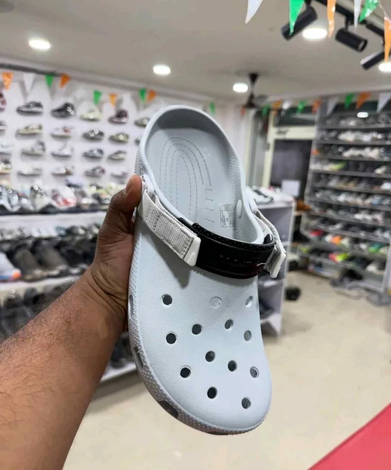 CROCCSS Classic Turbo Clogs