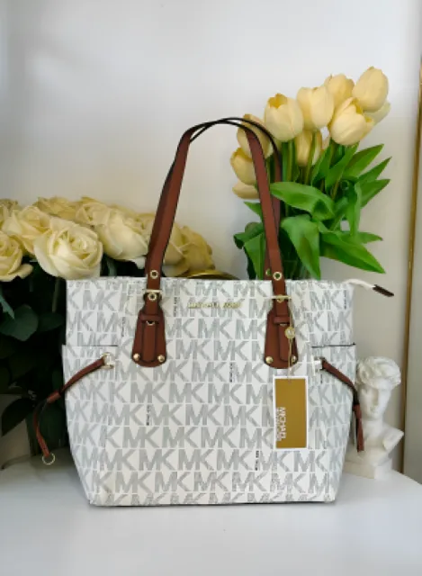 Michael kor MK Voyager Tote Bag With Side Pocket & Dust Bag 6419