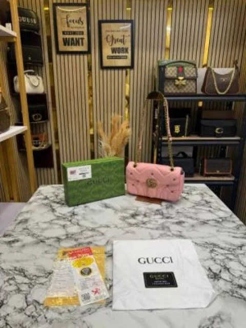 Guchi GG_Marmont_Mateless_Shoulder_Bag_With_Box_And_Dust_Bag_(Pink)