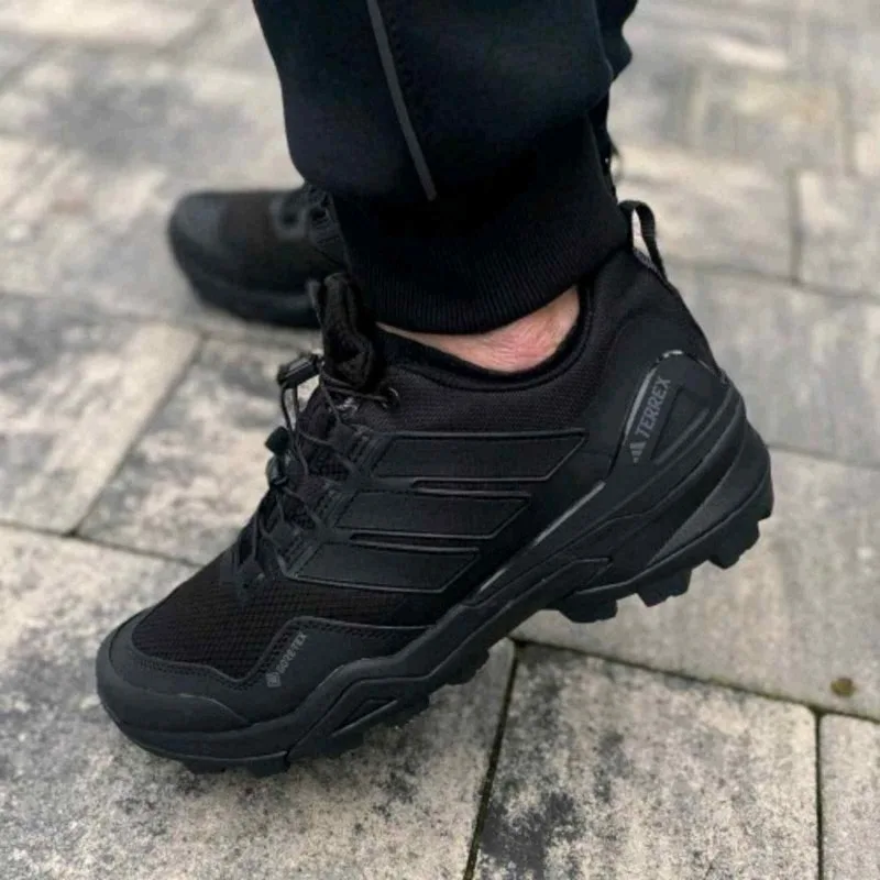 Sale Adiddass Terrex Skychaser Gore-Tex Hiking Core Black Carbon 986