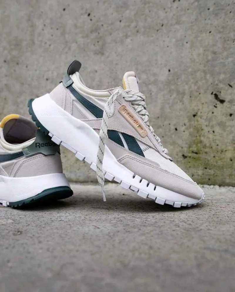 Reebok CL LEGACY SAND STONE
