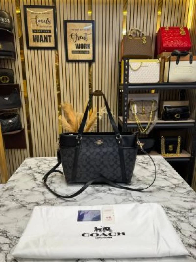 Coatch Juliet Signature Canvas Da Tote Bag With Dust Bag (Black-8382)
