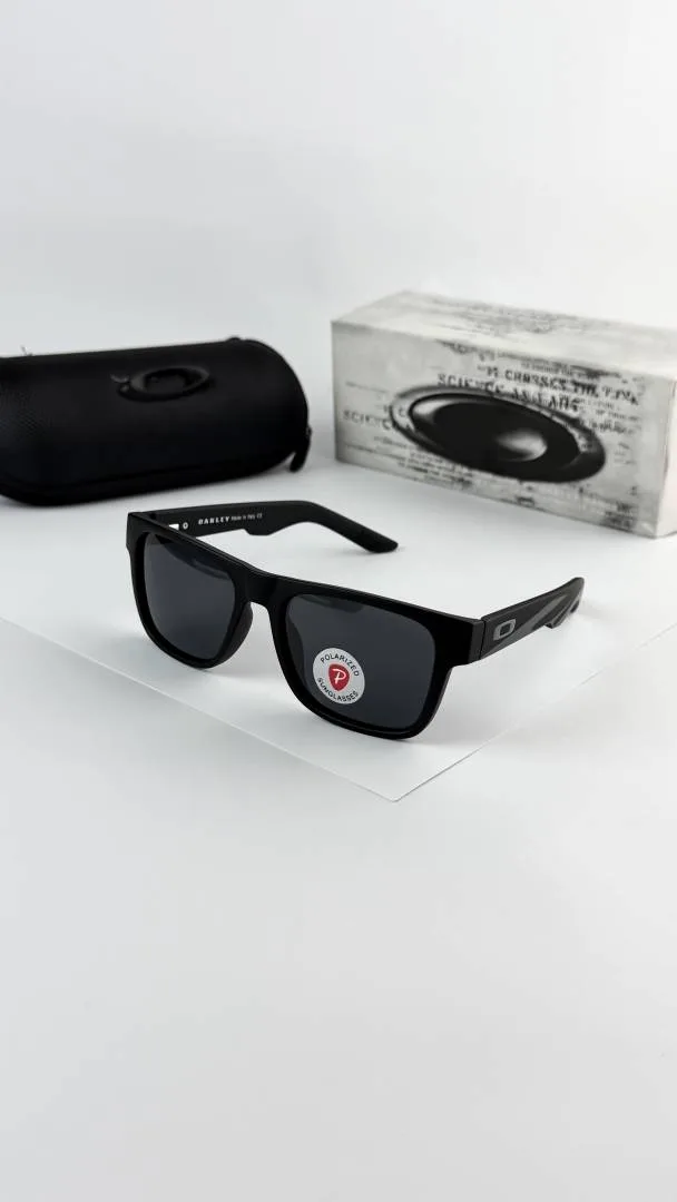 Oakli_y_black_2262