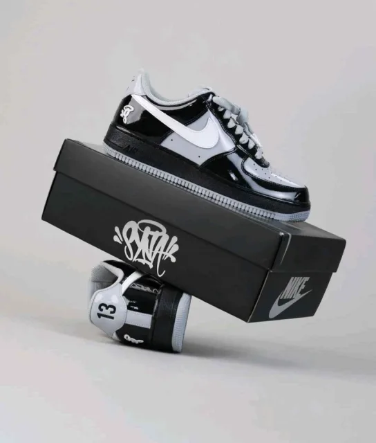 Nikkee AirForce 1 07 x Syna Black and Light Smoke Grey