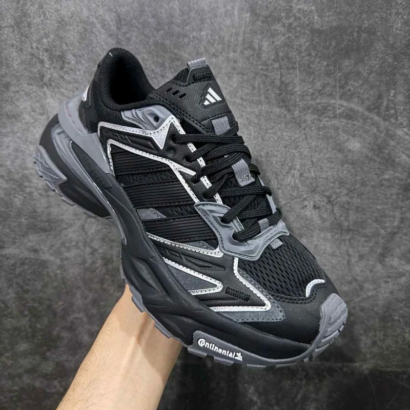 Adiddass XLG Storm Edge Breathable