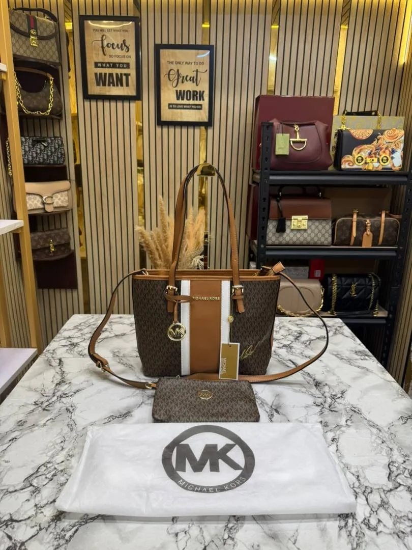Micheal Kors Jet Set Travel Signature Logo Tote Bag (Brown)