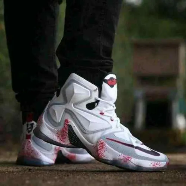 Nikkee LeBron 13 Horror Flick White 1099
