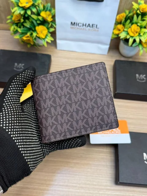 MICHAEEL KORS Wallet V934