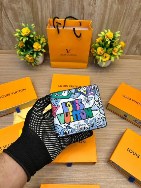 LOIUS VUTTON WALLET V933