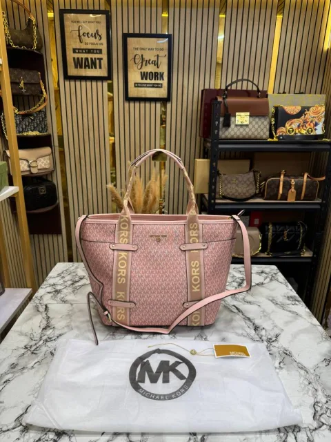 MICHEAL KORS MAEVE SIGNATURE LOGO SMALL CONVERTIBLE OPEN TOTE WITH DUST BAG (PINK) (V-22314)