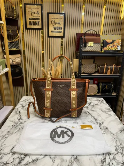 MICHEAL KORS MAEVE SIGNATURE LOGO SMALL CONVERTIBLE OPEN TOTE WITH DUST BAG (BROWN) (V-22314)