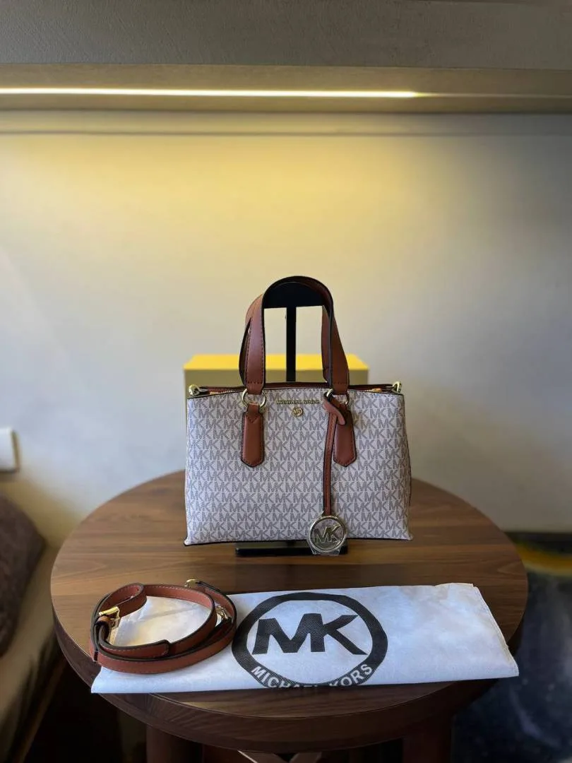 Michaaeel kors mk emma medium tote with ogbox dustbag tags