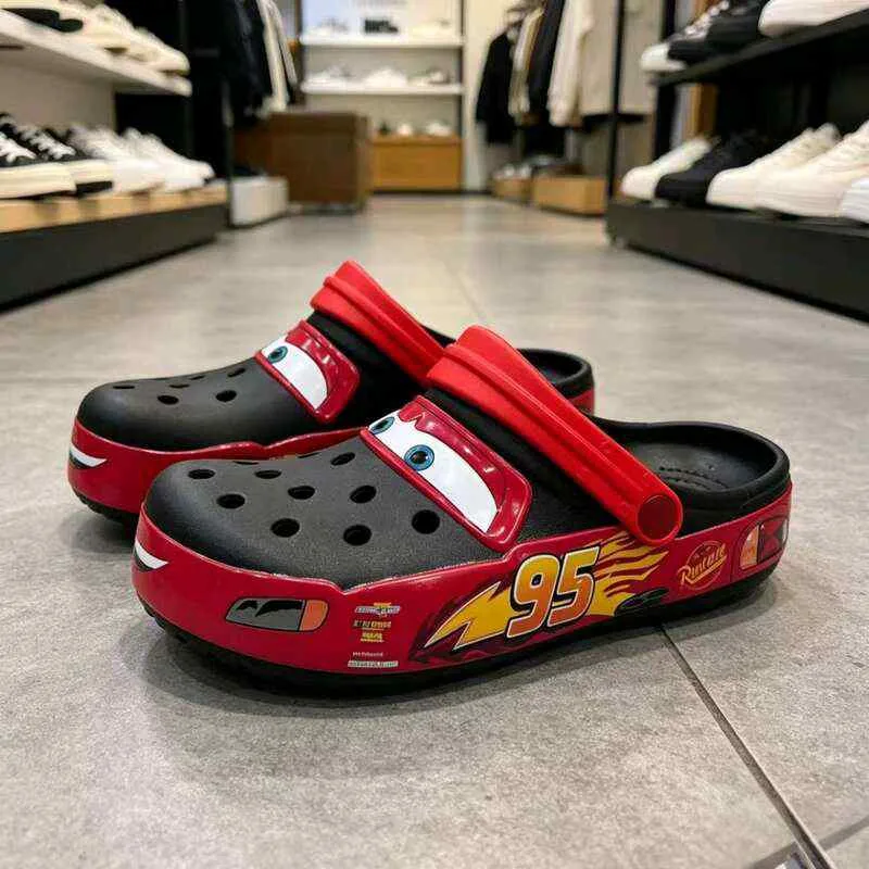 Croccss Classic Clog Lightning McQueen Black Red