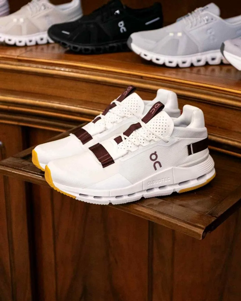 On Cloudnova 2 Ivory Maroon 6201