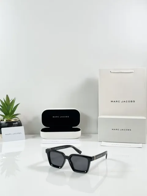 Marc Jacobs 1019 Black