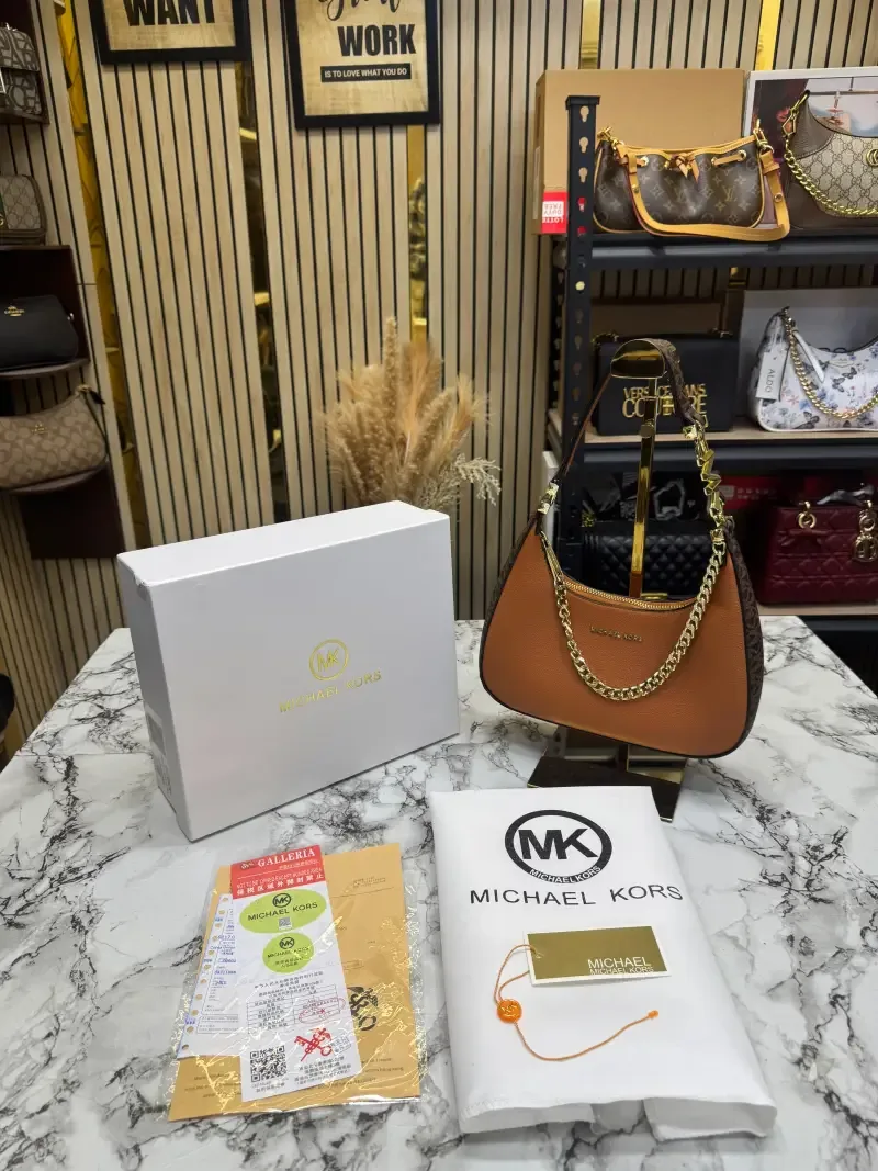 Michael Kor Mk Signature Chain Shoulder Bag With Leather Trim (Coffee Brown)(62306)