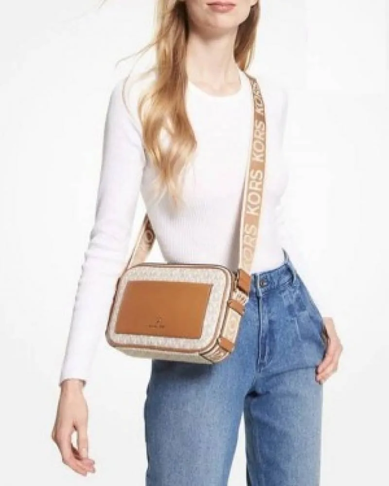 Micheal Kors maeve crossbody sling bag with Box premium quality