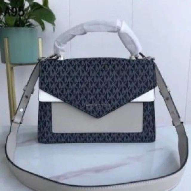 Micheal Kors_Ludlow_TopHandle_Bag_With_OG_Box 6826