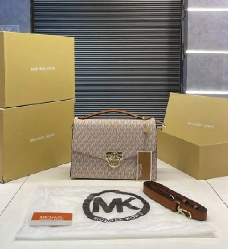 MICHEAL KORS HENDRIX SLING WITH BOX DUST COVER 805