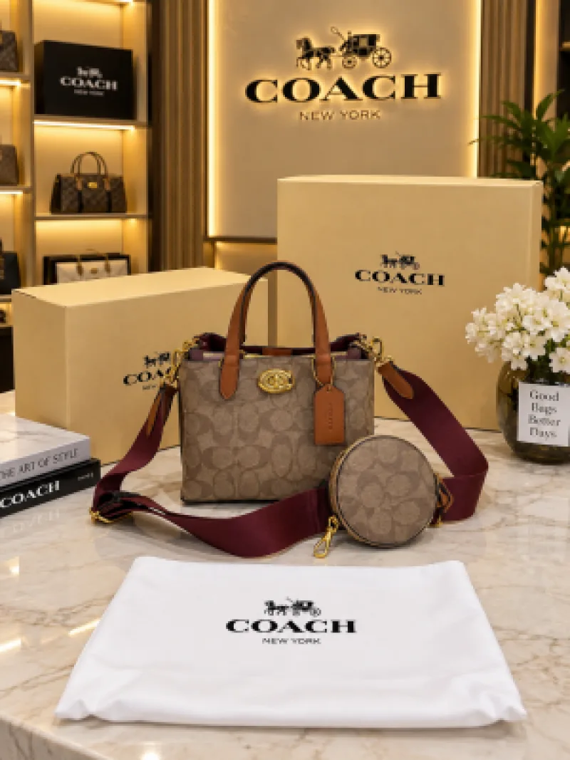 Coatch Willow with coin pouch handbag with box 5201