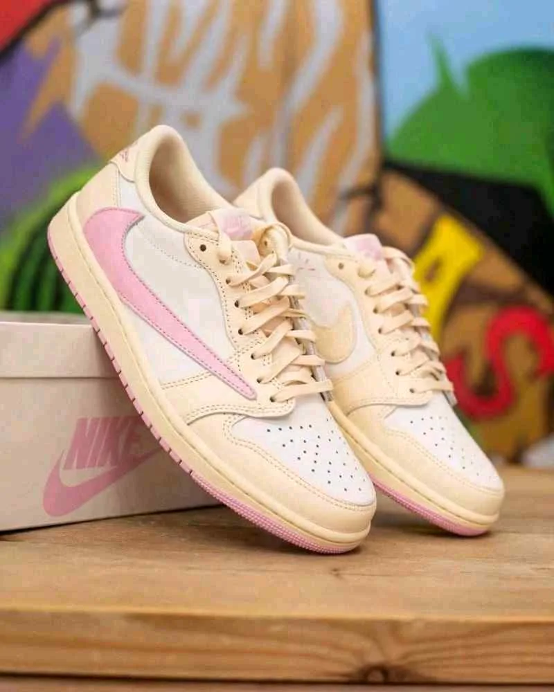 Nikke Travis Scott X Air Jordan 1 Low OG Shy Pink Semi Ua 760