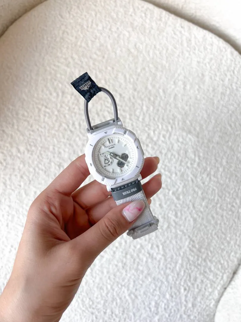 Casio Pro Trek PRJ-B001B-2 full white