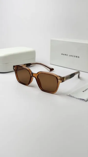 MARC JACOBS BROWN 0210