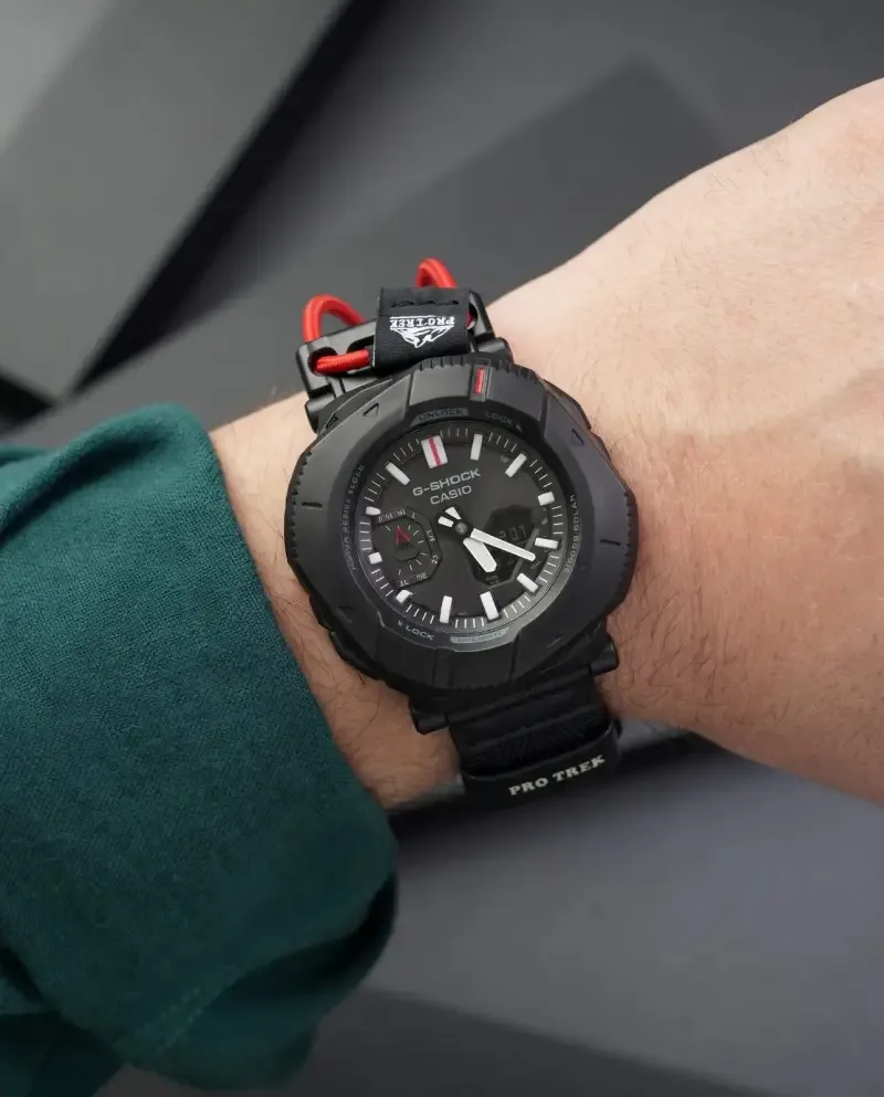Casio Pro Trek PRJ-B001Black-Red