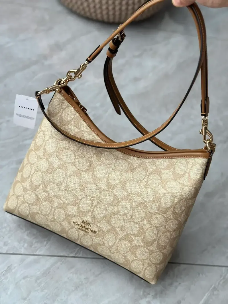 Coatch_ Laurel Hobo ShoulderBag With OriginalBox