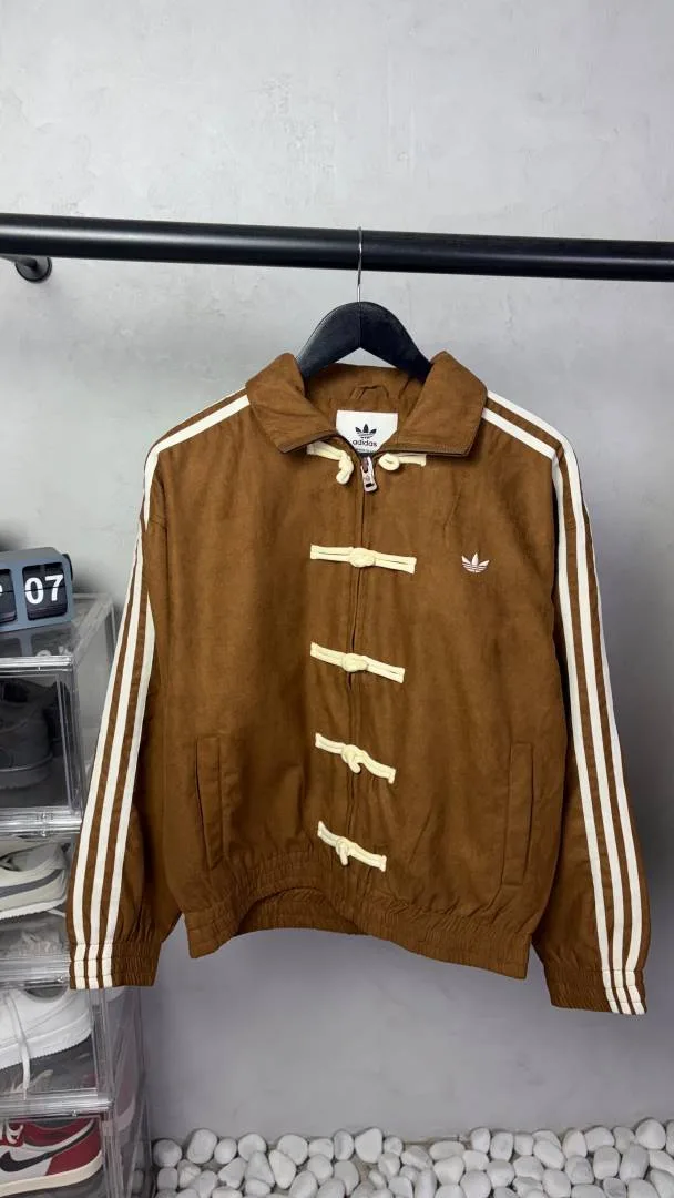 Adidaas Zipper Jacket. 3305