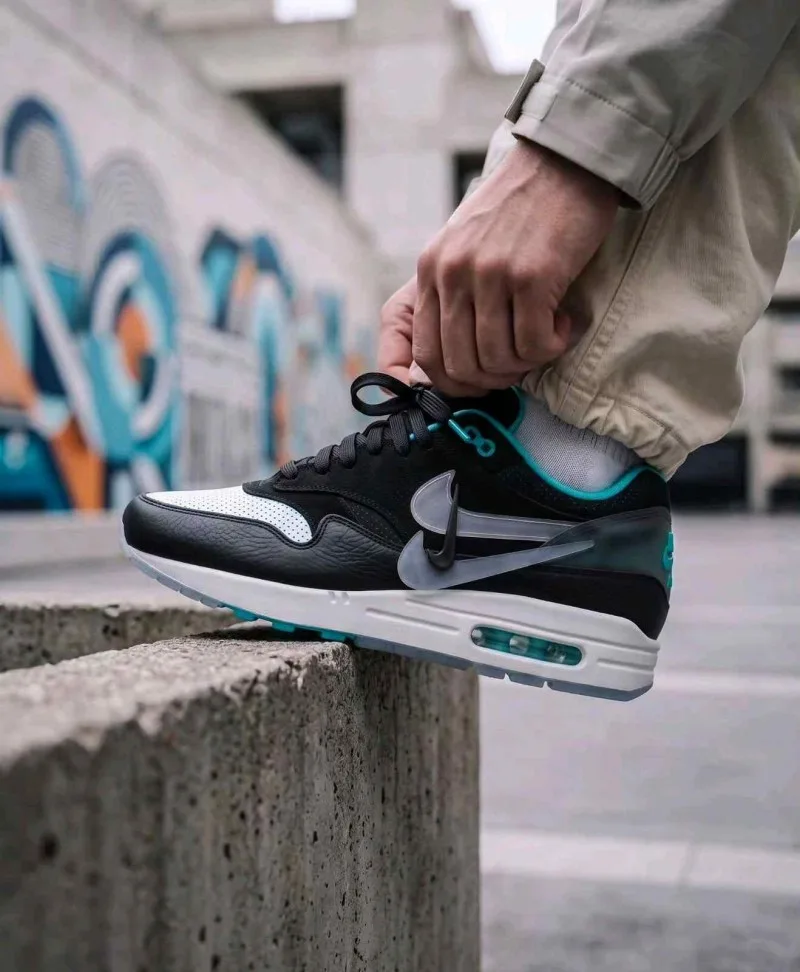 Nikke Air max Hybrid Cyanotype