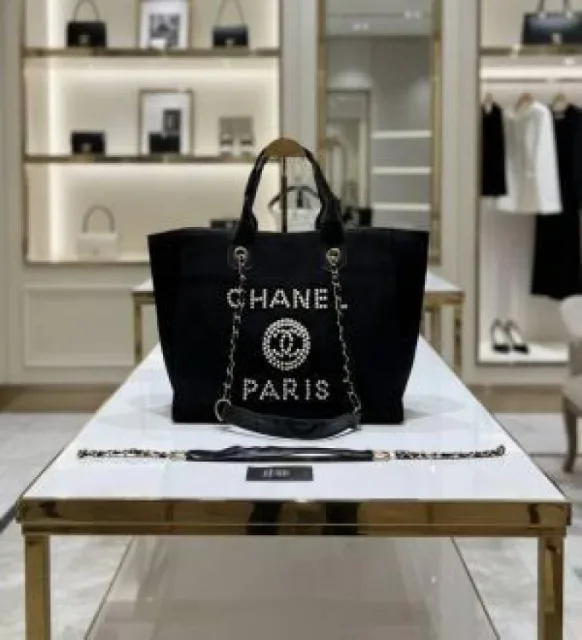 Chennel pearl tote bag premium quality with dust cover