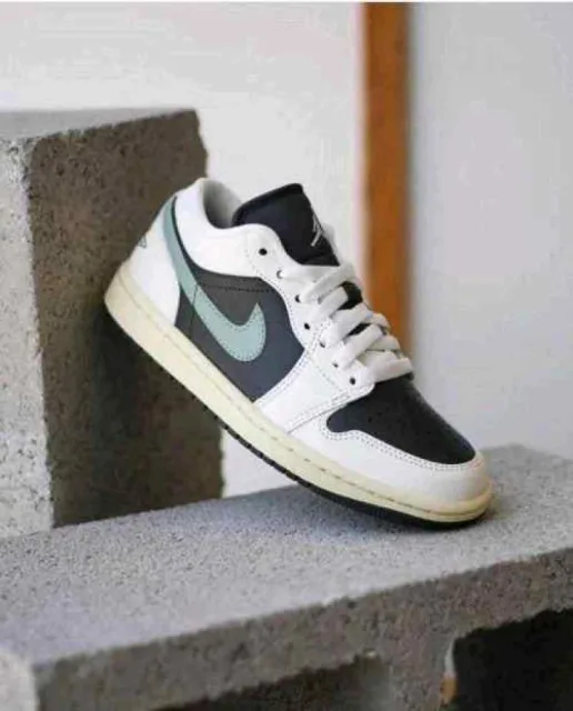 Nikke Air Jordan Retro 1 Low Jade Smoke