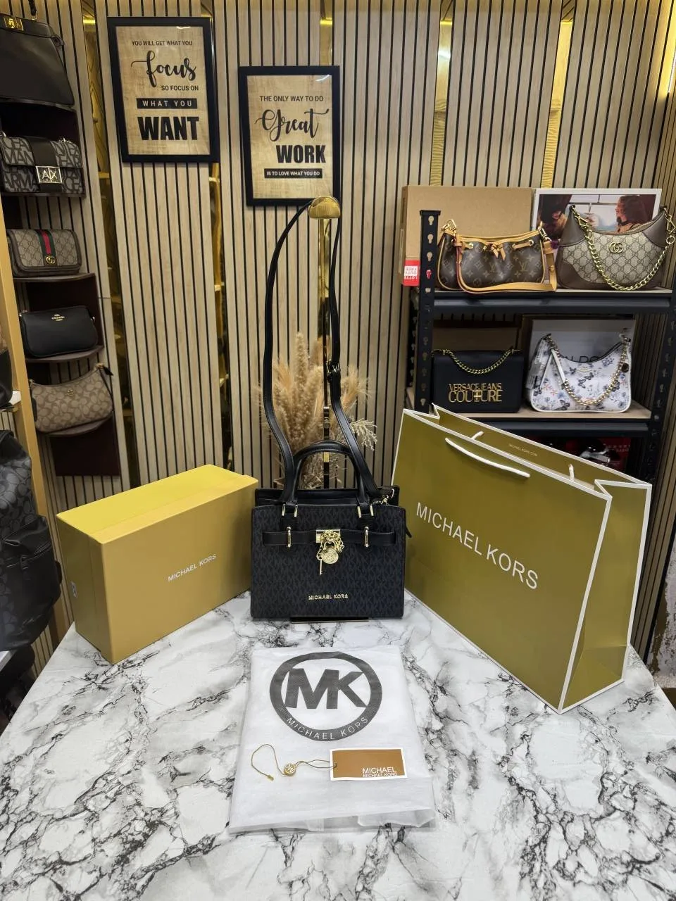 Micheal Kors Hamilton Small Logo Satchel Bag With Og BoxDust Bag Including Carry Bag H2085 Black
