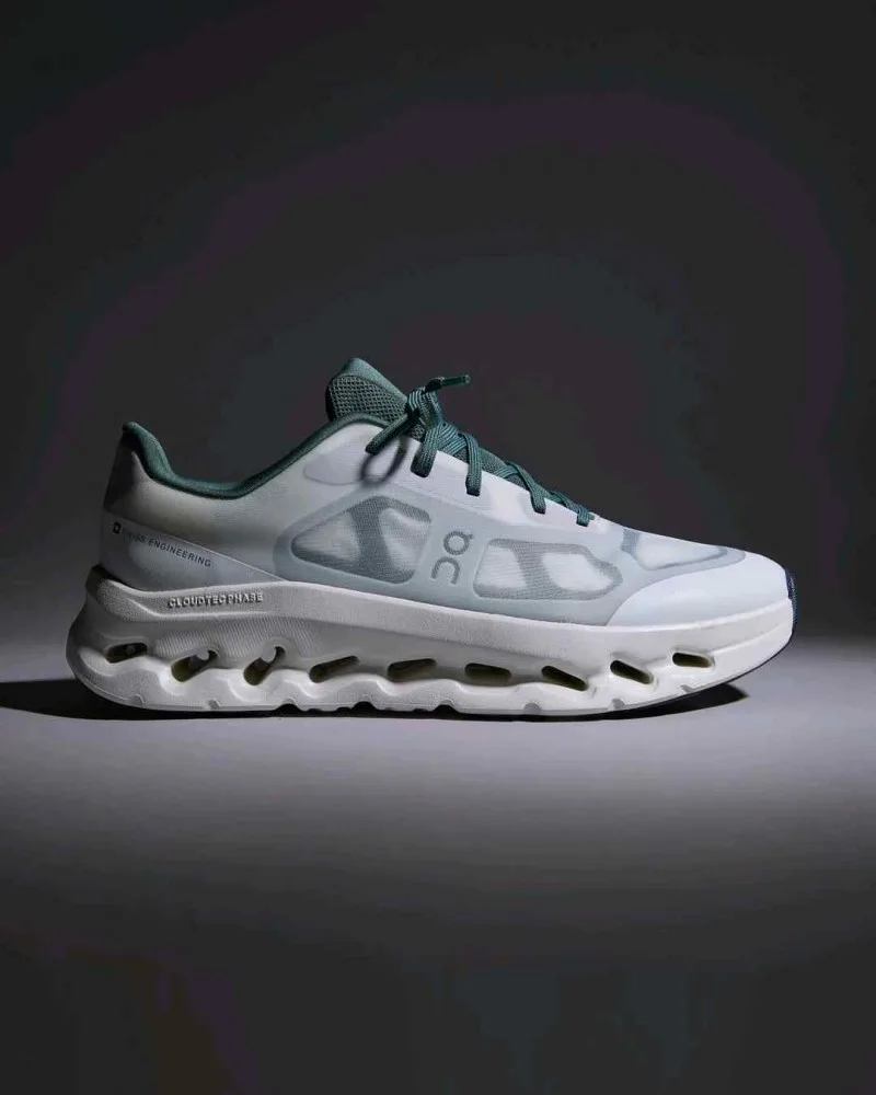 On Running CloudTilt Remix Ivory Olive 1303
