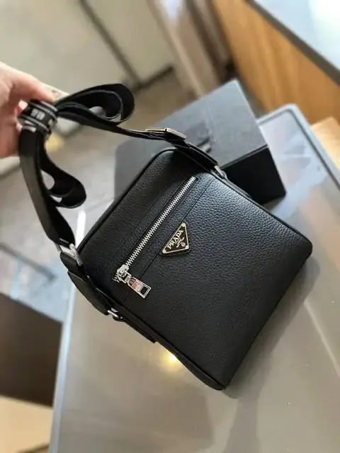 Pradda_ Men's Shoulder Bag Classic Black With Box premium quality
