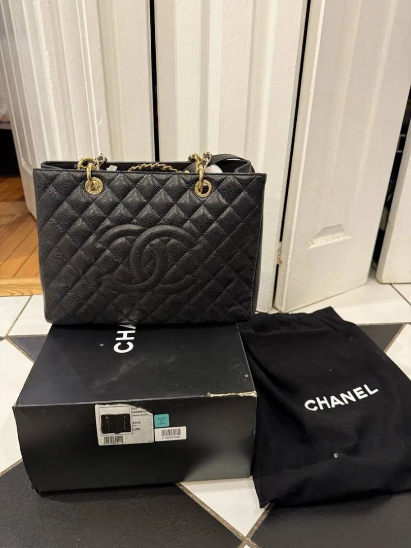 Chennel Grand Shopping Tote (GST) in black quilted caviar leather with gold-tone hardware Bag With Dust Cover premium quality