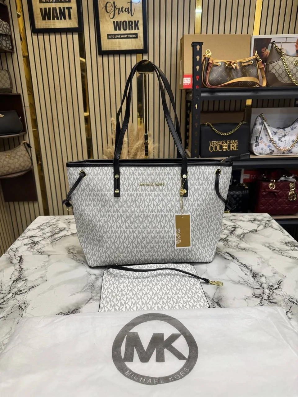 Micheal Kors Logo Tote Bag with Matching Pouch With Dust Bag White Black 19016