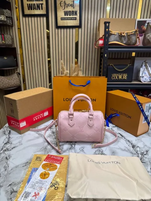 Loius Vutton Speedy Bandoulire 20 Style Bag with OG Box Dust Bag & Carry Bag Pink M23588