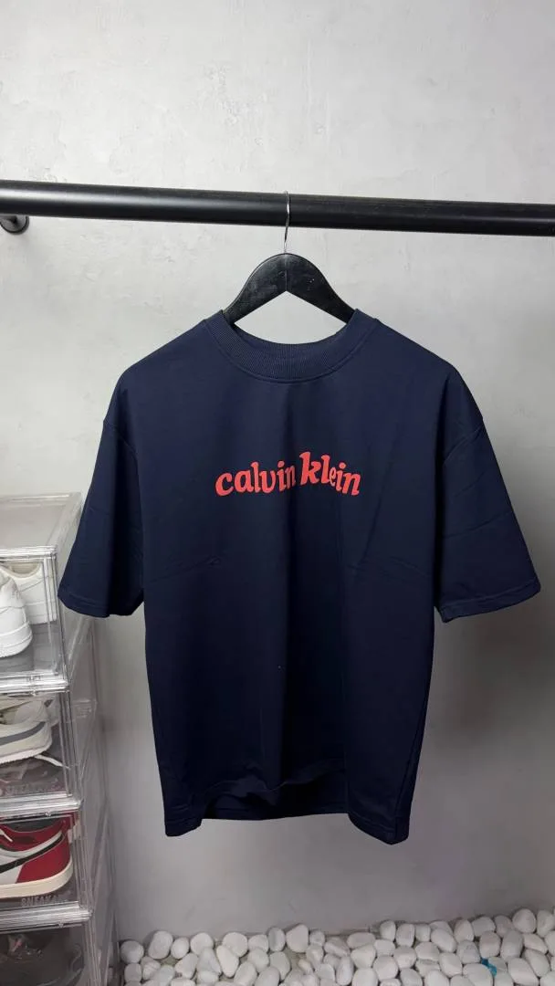 Calviin Kleiin Premium Oversized T-Shirt. 3277