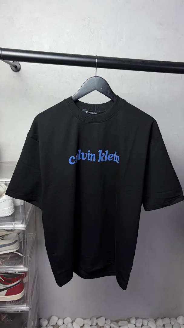 Calviin Kleiin Premium Oversized T-Shirt. 3275