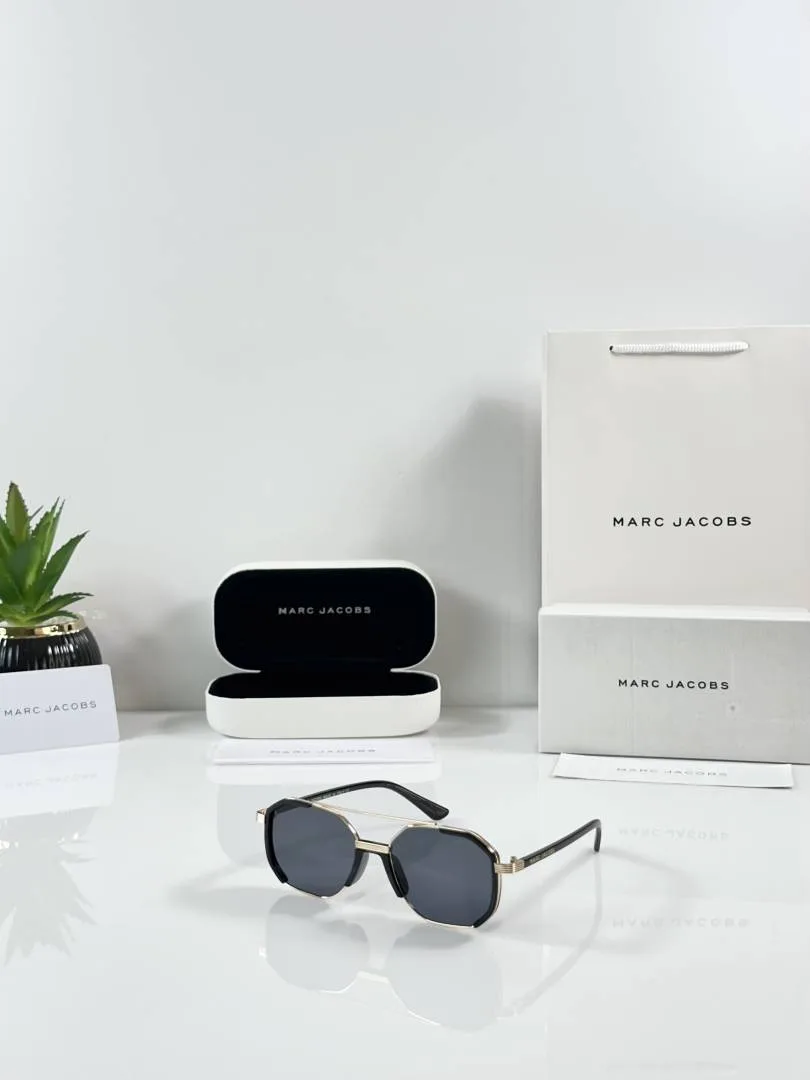 Marc Jacobs 6008 Gold Black