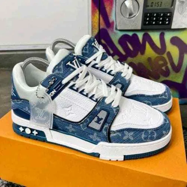 Loiuss Vuitton Trainer Denim Blue With All Accessories 929