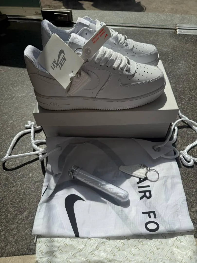 Nik airforce 1 first leather ua womens with bag keychain bottle lace Air force