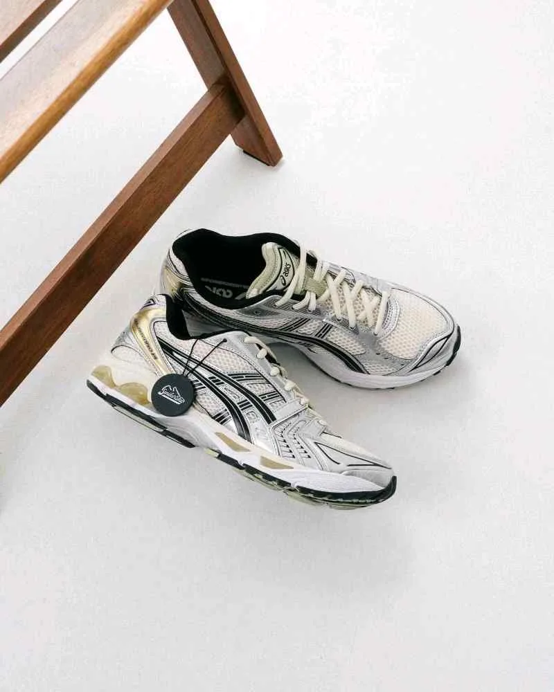Asiccss Gel Kayano 14 Trainers Birch Silver Green 736